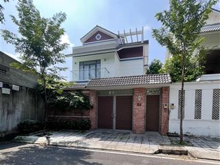 Villa 1 hầm 3 tầng 230m2 đường 15m ngay chợ hiệp bình,ngay  khu hồng long