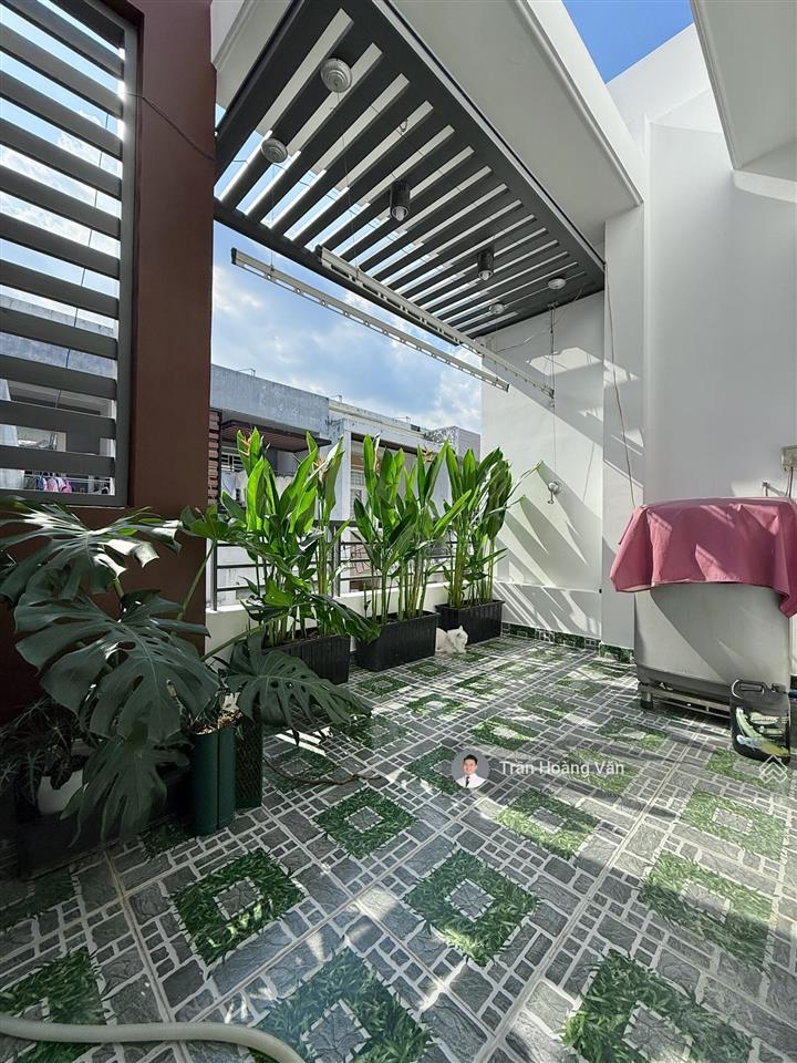 Nhà 3 tầng full nội thất 150m2 sàn sử dụng gần ubnd hbp cũ, vạn phúc city