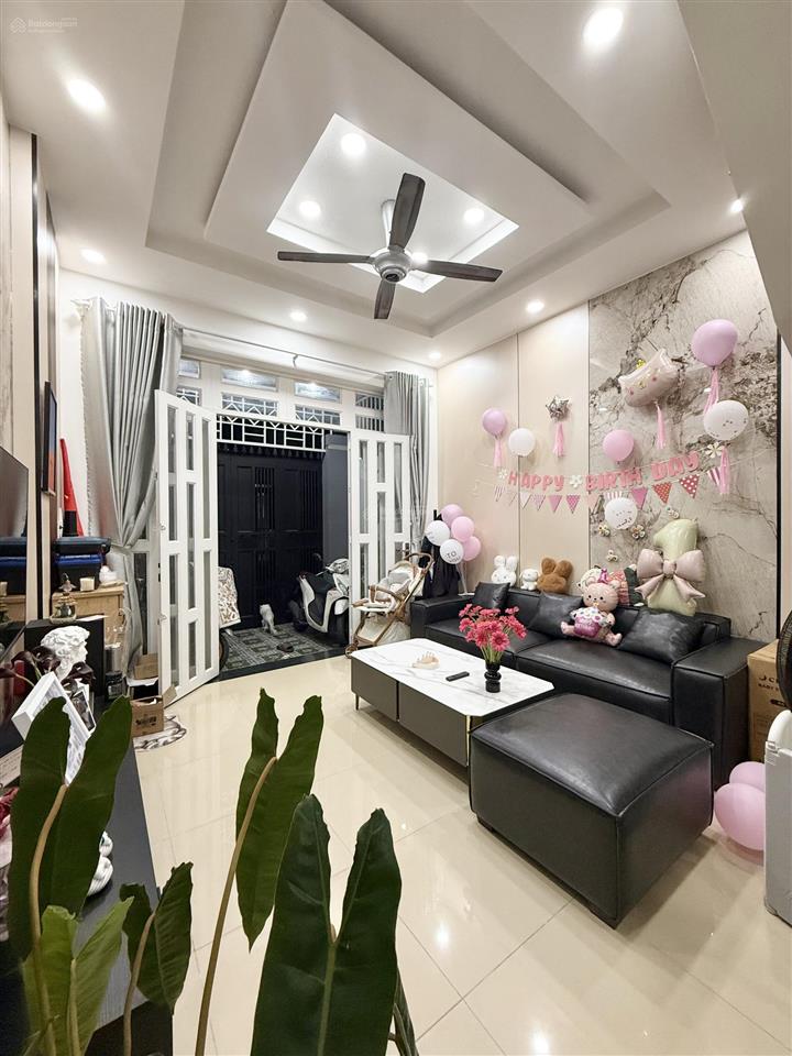 Chính chủ hh 2% nhà 3 tầng gần sông sg, vạn phúc city, để lại nội thất