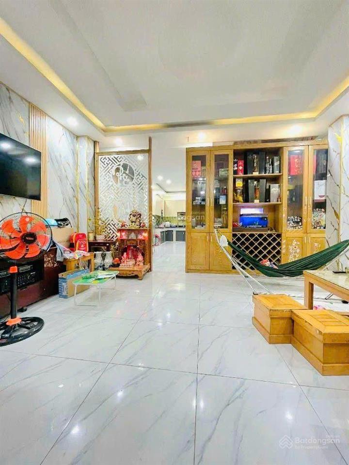 (giảm giá lấy lộc) 6 tỷ chỉ còn 5.x tỷ  hẻm ô tô  gần mặt tiền