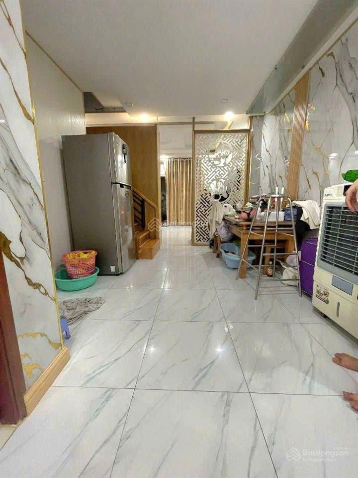 (giảm giá lấy lộc) 6 tỷ chỉ còn 5.x tỷ  hẻm ô tô  gần mặt tiền