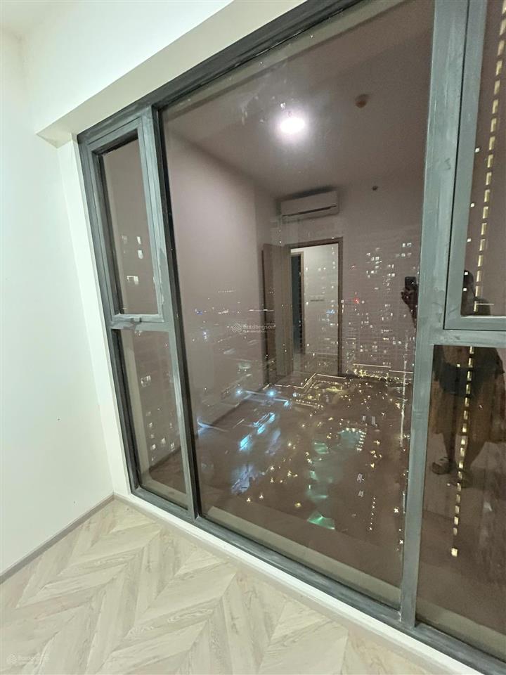 Masteri tòa a căn góc view hồ bơi nhà mới 100%