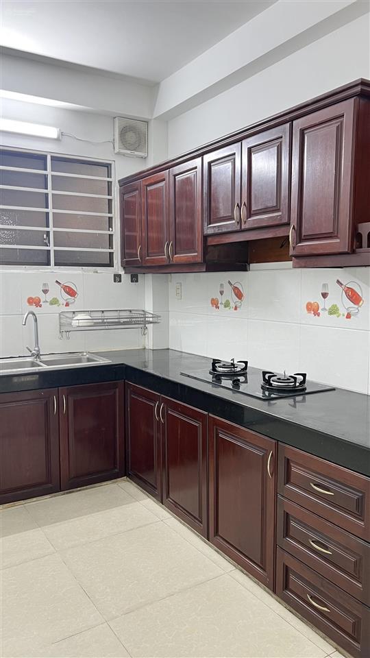 Cho thuê nhà huỳnh văn bánh phù hợp ở, kinh doanh, vp, vị trí đẹp