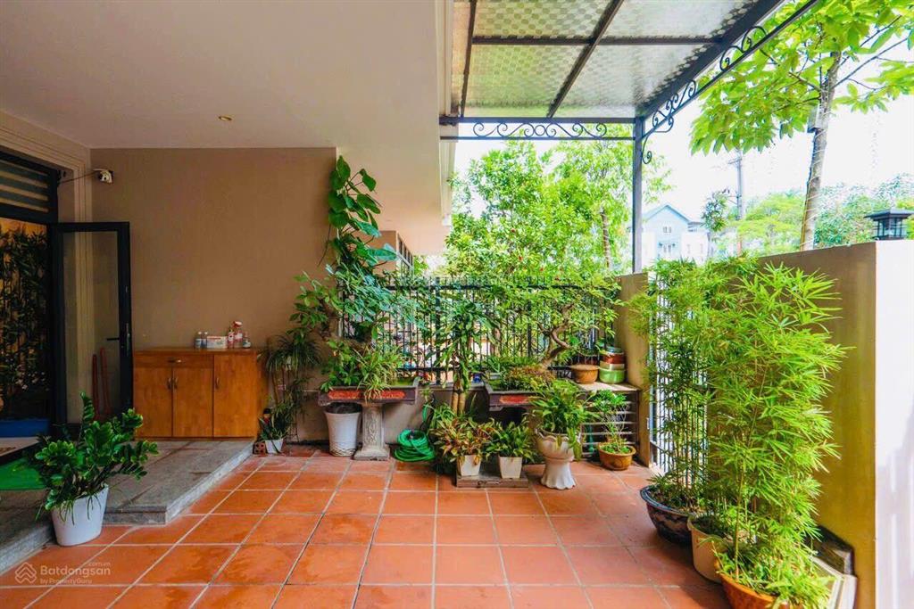 Cho thuê căn góc khu liền kề tại green bay village, hùng thắng, hl 20 triệu, 110m2.  0913 129 ***