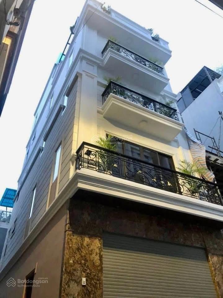 Bán gấp căn góc cực đẹp sát đại học hà nội, mặt ngõ thông kinh doanh, ô tô vào, 5 tầng 41m2 giá tốt