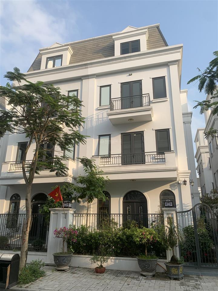 Bán gấp siêu phẩm biệt thự solasta mansion, trục kinh doanh đỉnh, 4 tầng x 170m2, giá cực tốt