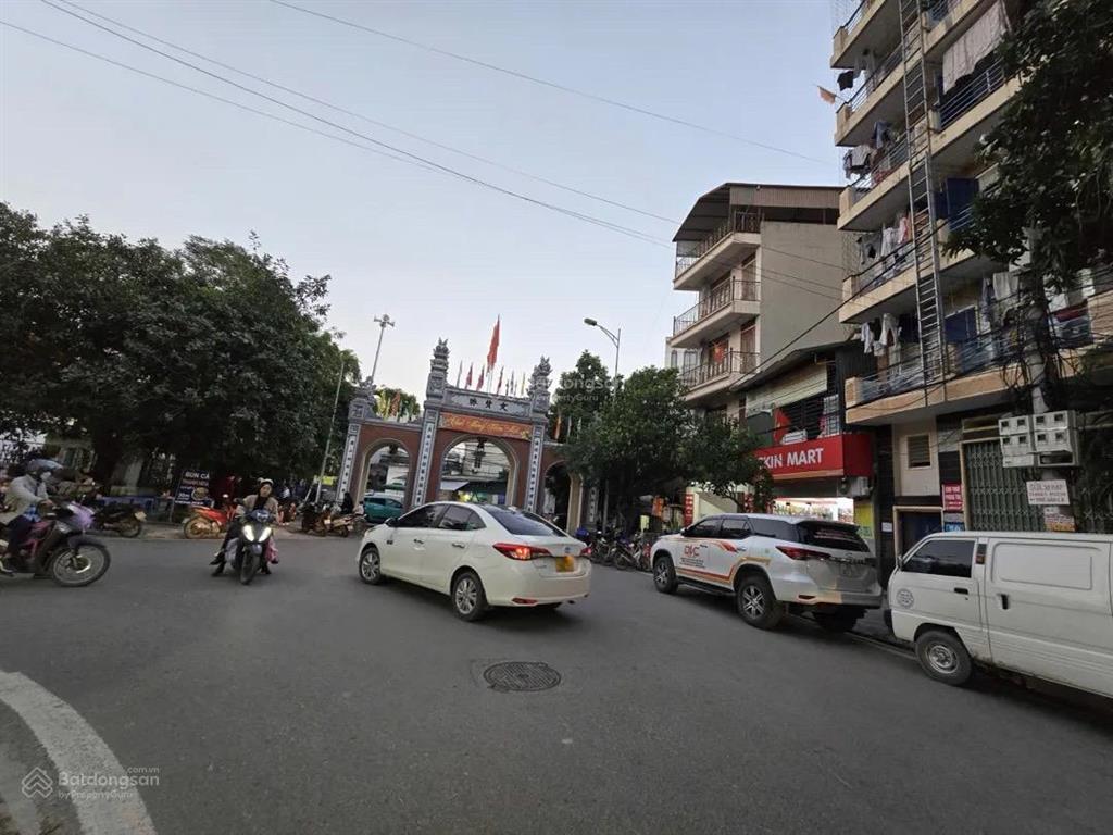 Bán gấp nhà 5 tầng full nội thất cực đẹp ngay kđt văn phú, ngõ nôngô tô đỗ cách chỉ vài bước chân