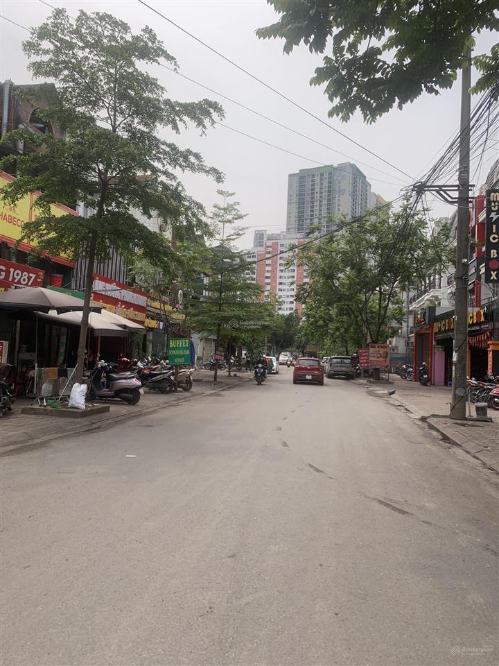 Bán nhà lk kinh doanh cực đỉnh ngay làng việt kiều châu âu  phố nguyễn văn lộc, 4 tầng 67m2 mt 5m