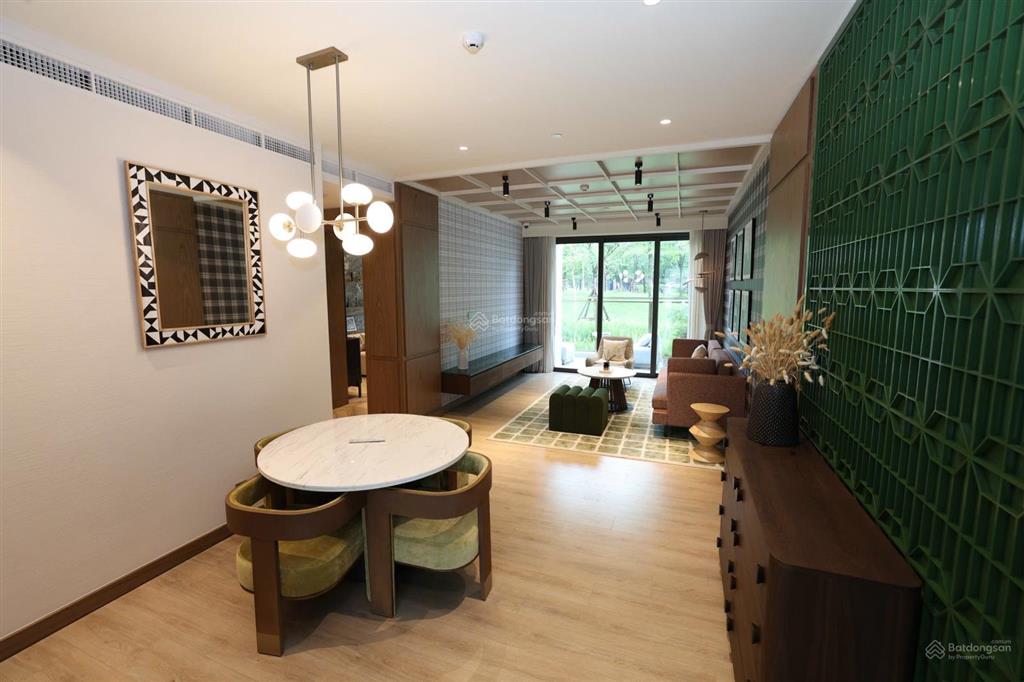 Bán căn 3pn góc đẹp hướng đông nam diện tích 128,91m2 chung cư park city hà nội
