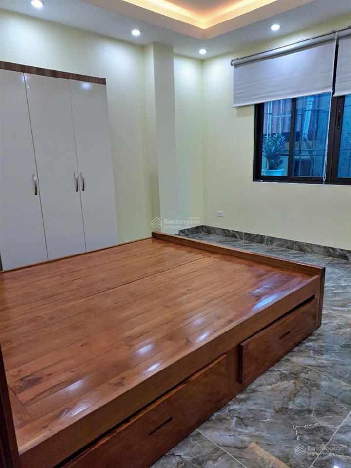 Bán nhà căn góc ngõ 170 hoàng ngân, cầu giấy