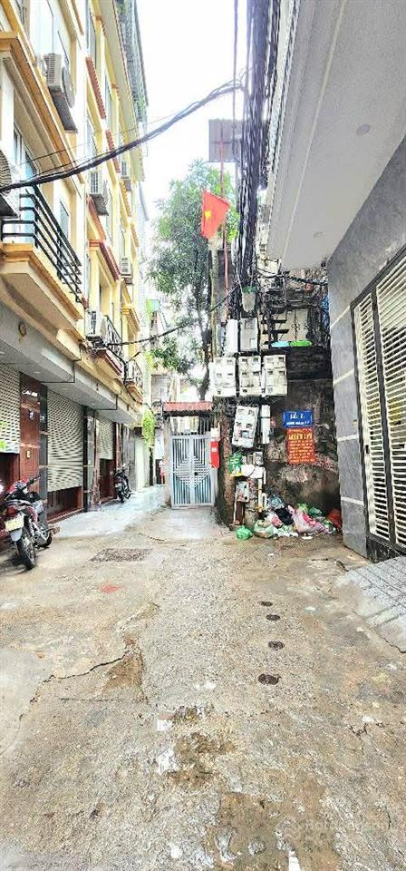 Bán nhà phố hoàng mai lô góc 2 mặt thoáng, 1 nhà ra ngõ thông vài bước ra ô tô