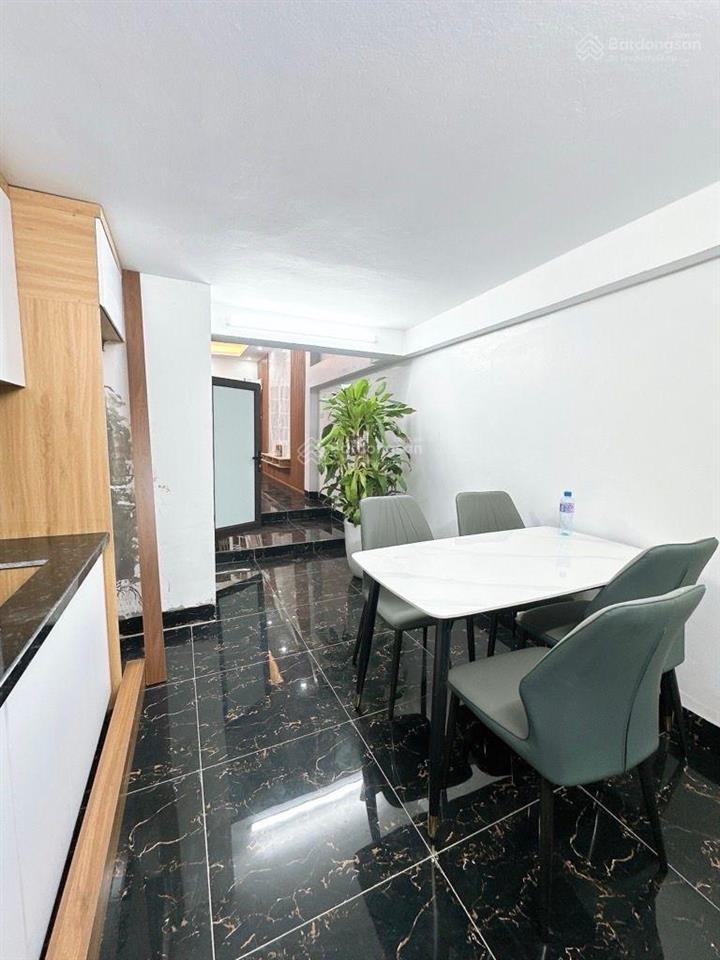 Bán nhà phố lĩnh nam 35m2 4 tầng ngõ nông, gần phố không qh