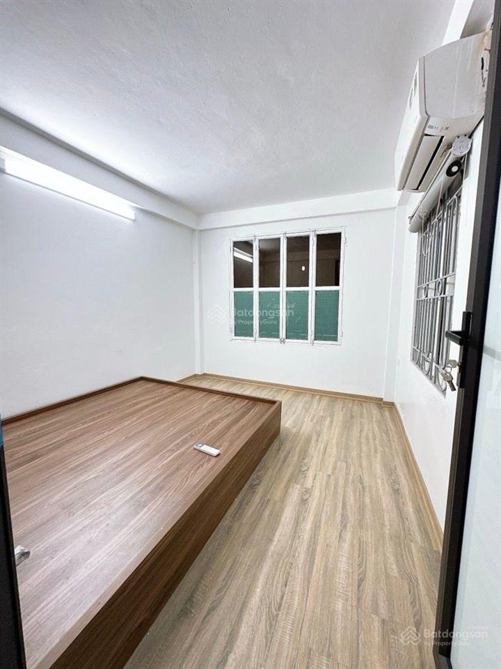 Bán nhà phố lĩnh nam 35m2 4 tầng ngõ nông, gần phố không qh