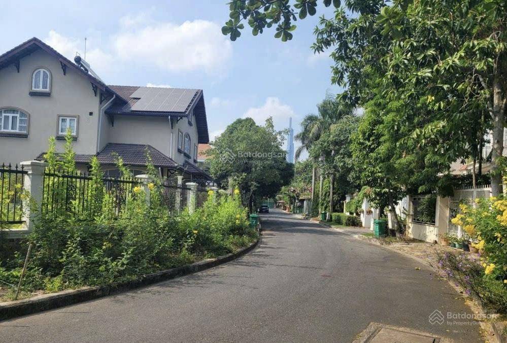 Giảm 5 tỷ  bán đất khu compound 146 nguyễn văn hưởng thảo điền  471m2 (20x25)  góc 2 mặt tiền