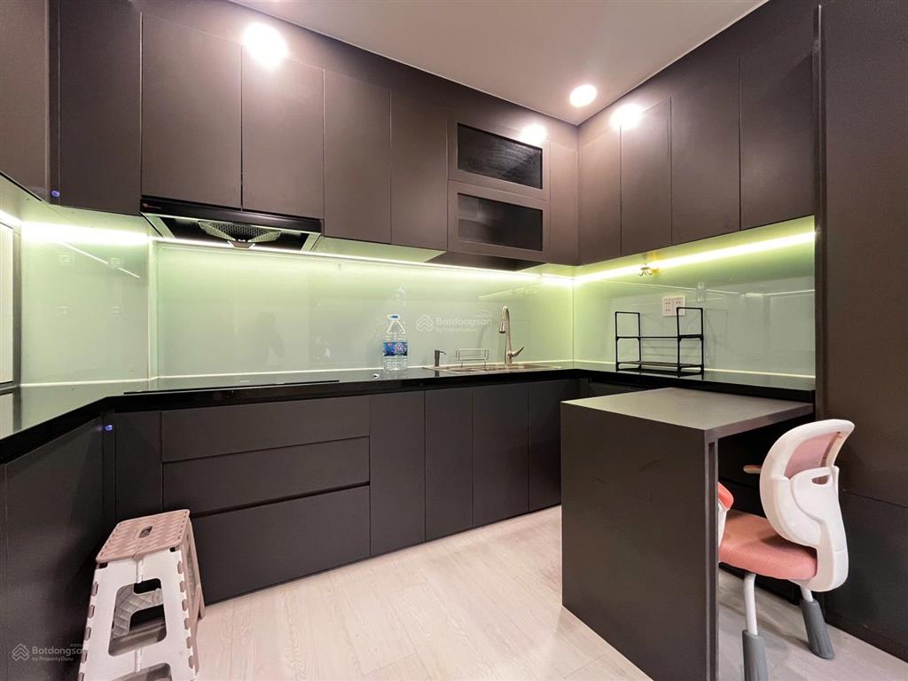 Giảm 500k  chính chủ cho thuê căn hộ hoàng sa q3, gần q1/phú nhuận/tân bình, sân bay tân sơn nhất