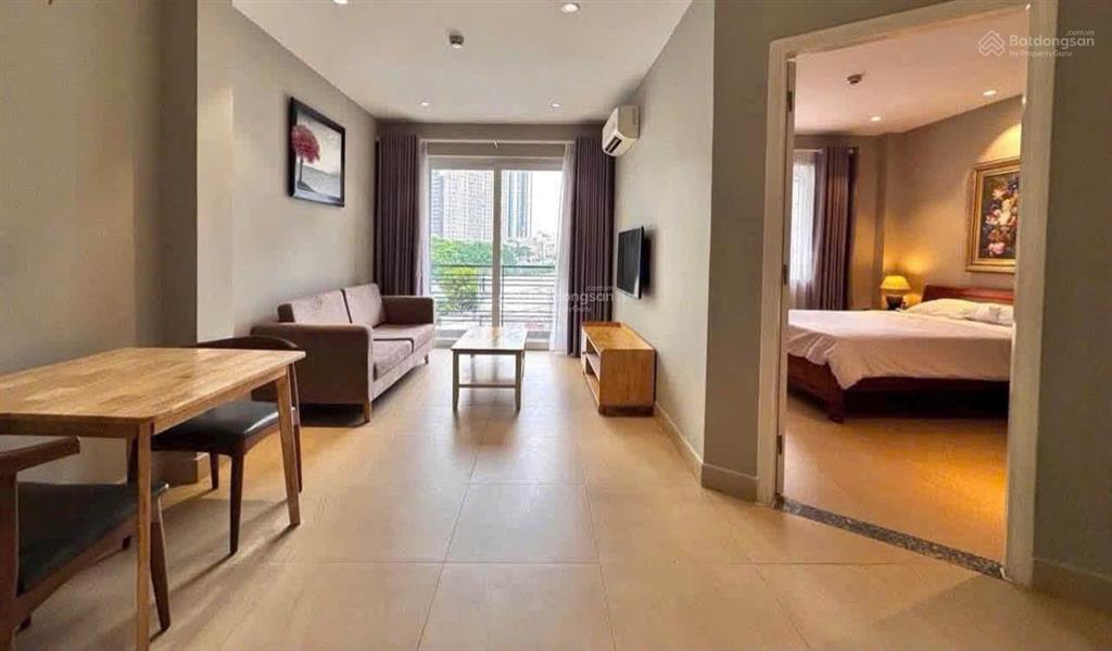 Căn hộ ban công cho thuê  vị trí gần ba son, thảo điền, lm81  thang máy  hầm xe  máy giặt riêng