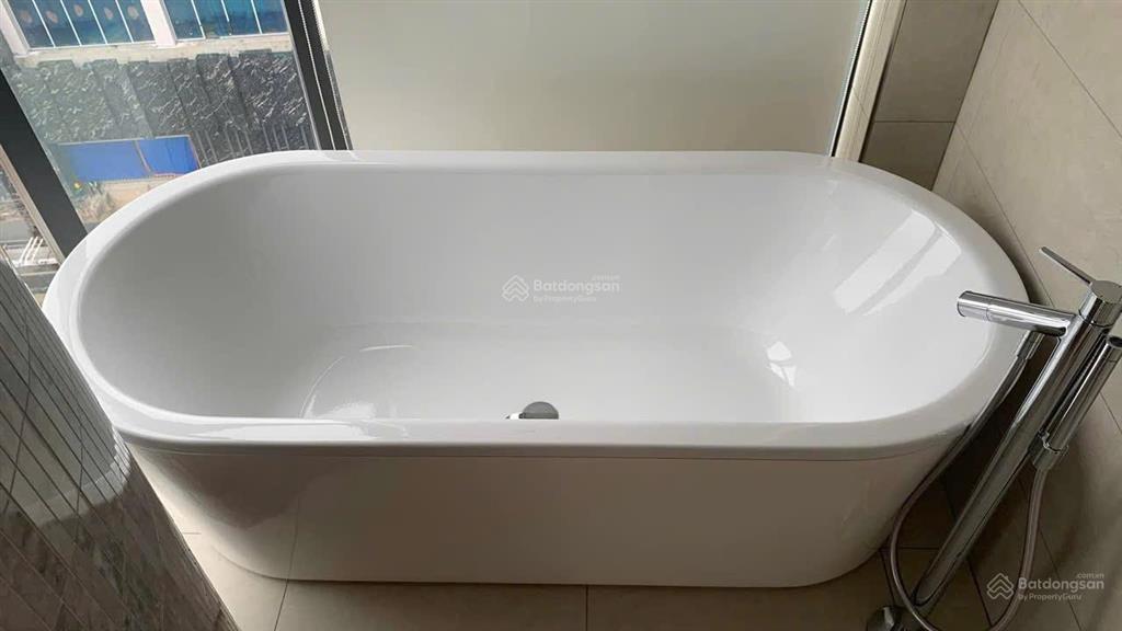 Căn góc 2 ngủ alacarte hạ long sẵn nội thất. sẵn sổ đỏ giá 4,730 tỷ 0986 339 ***