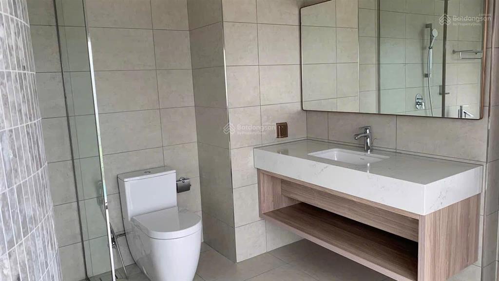 Căn góc 2 ngủ alacarte hạ long sẵn nội thất. sẵn sổ đỏ giá 4,730 tỷ 0986 339 ***