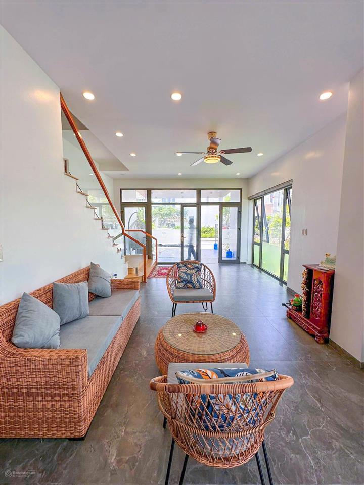 Gia chủ cần bán nhanh căn góc liền kề lotus hạ long đã sẵn nội thất chạy home stay