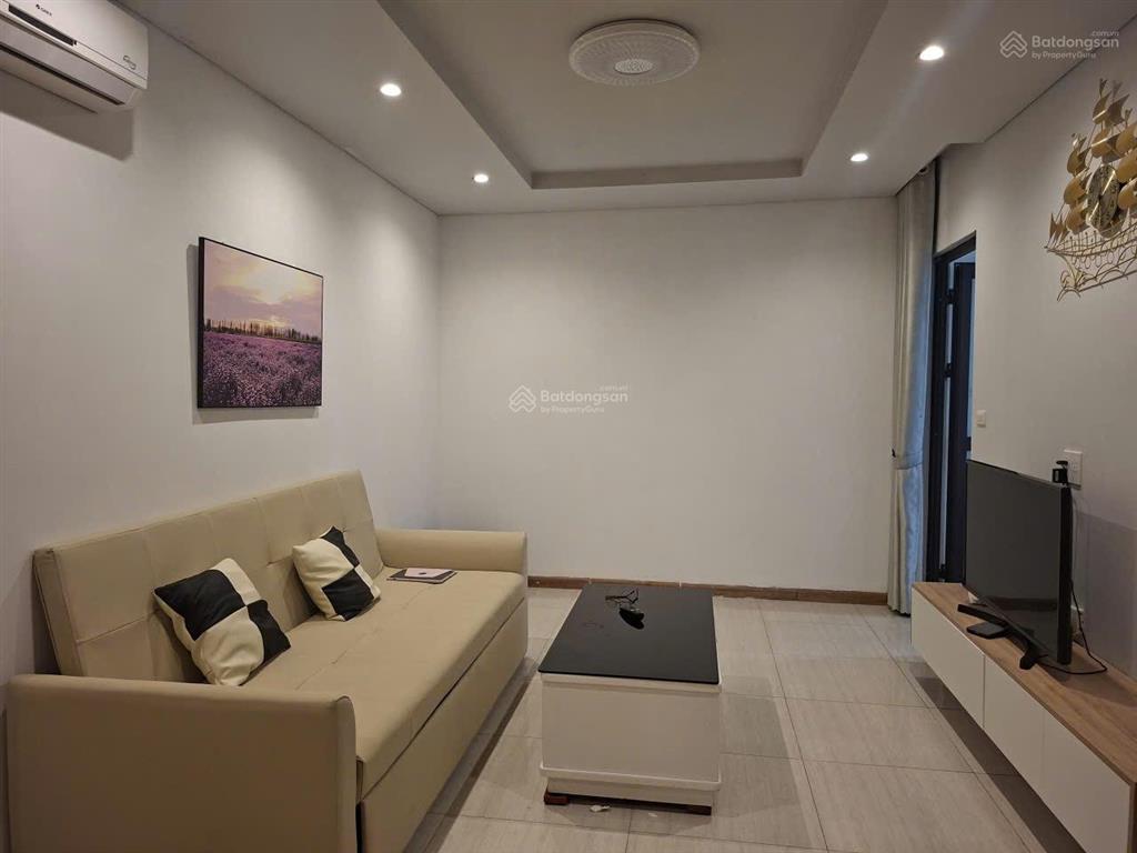 Chính chủ em cần đẩy nhanh căn 1n lớn 2 ban công tầng thấp hướng đn toà a chung cư bim 30 tầng