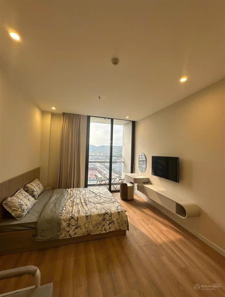 Bán studio icon40 full nội thất 1,730 bao 5%  0986 339 ***