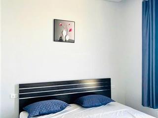 Giá chủ cần tiền bán căn 2n2vs view tuần châu từ 2,780 còn 2,690 full nội thất