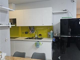 2 phòng ngủ hướng đn toà a bim 30 tầng em cần thanh khoản nhanh