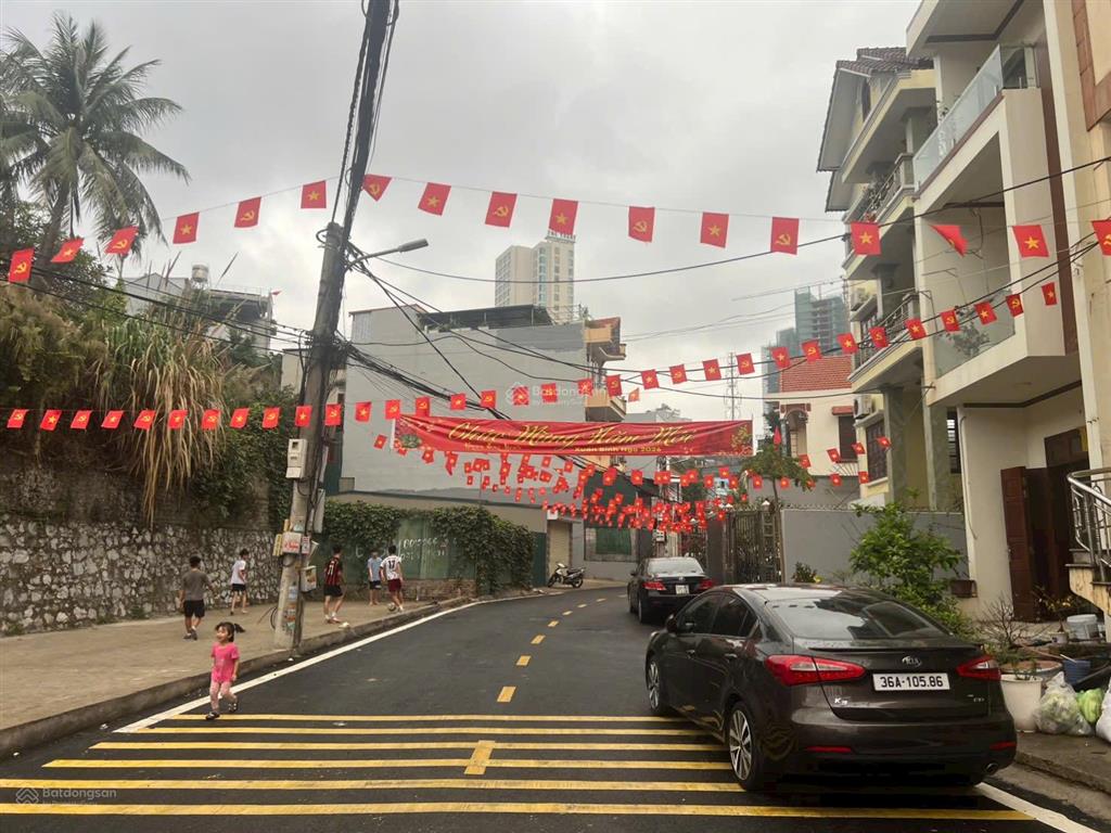 Giá tốt nhất thị trường. chính chủ cần bán lô đất ngõ sau nhà khách 368. trung tâm bãi cháy hạ long