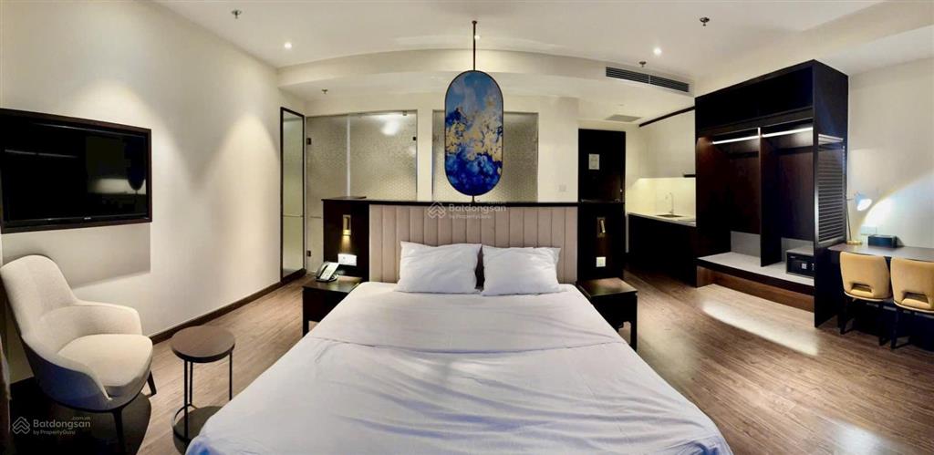 Bán sapphire s2 view trực diện biển + pháo hoa + cảng tàu giá chỉ 2tỷ350 tầng trung