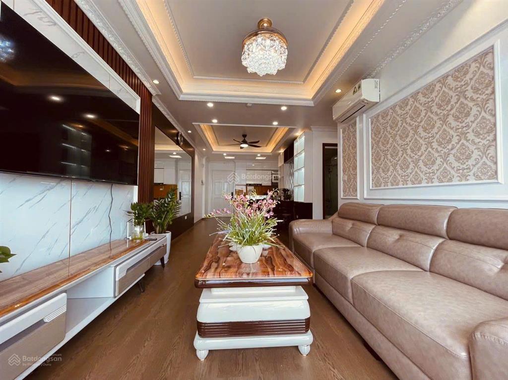 Newlife 3 ngủ em cần đẩy nhanh tầng cao toà b ban công hướng mát full nội thất đang vận hành