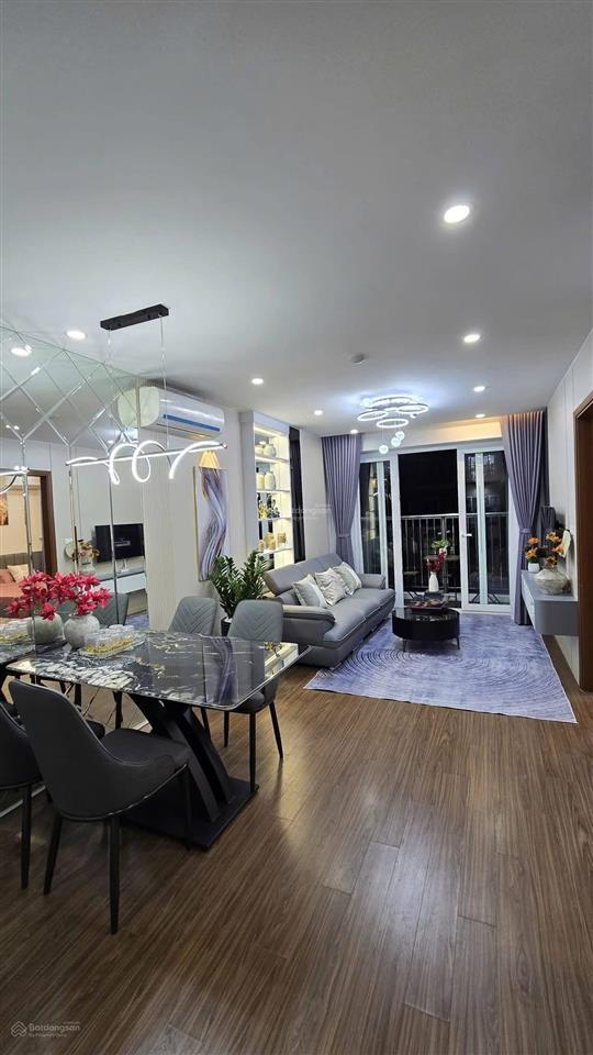 Em cần bán căn chung cư newlife tower trung tâm hạ long dt68m hỗ trợ 70% ngân hàng