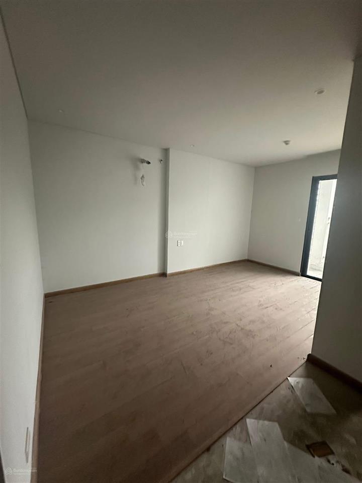 Studio toà 30 tầng bàn giao nội thất cđt giá chỉ 1,280 tỷ bao sổ, tầng cao đẹp