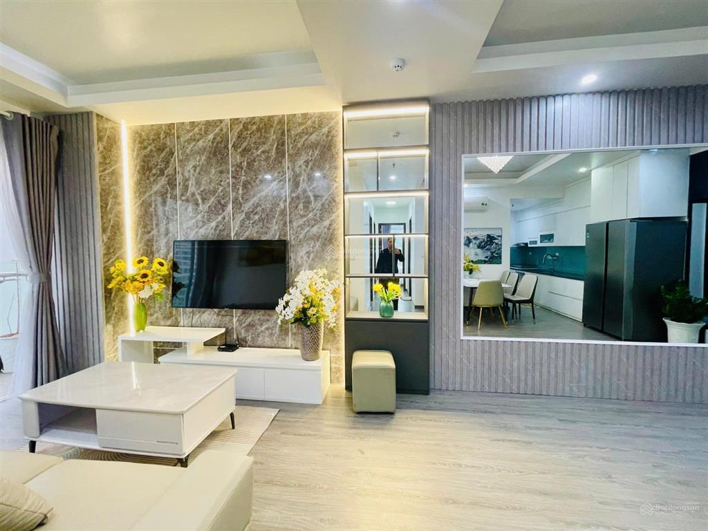 Căn hộ đẹp như hình. nội thất mới, view thoáng. chung cư 17 tầng hạ long. 3pn2vs giá tốt