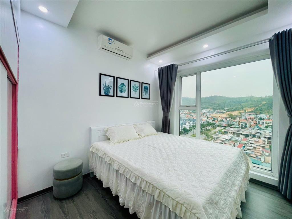 Căn hộ đẹp như hình. nội thất mới, view thoáng. chung cư 17 tầng hạ long. 3pn2vs giá tốt