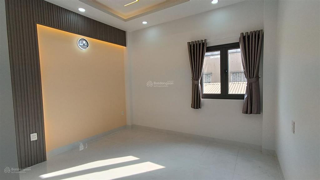 Giảm 300tr bán nhà, 4 tầng 64m2, 7,1 tỷ tại hương lộ 2