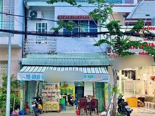Bán nhanh nhà 1 trệt 1 lầu kinh doanh buôn bán ở gần chợ bình chánh. giá 820tr