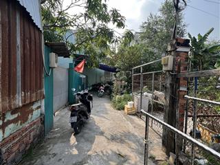 Bán đất 100m2 ngay chợ đầu mối thủ đức. đường nguyễn ái quốc