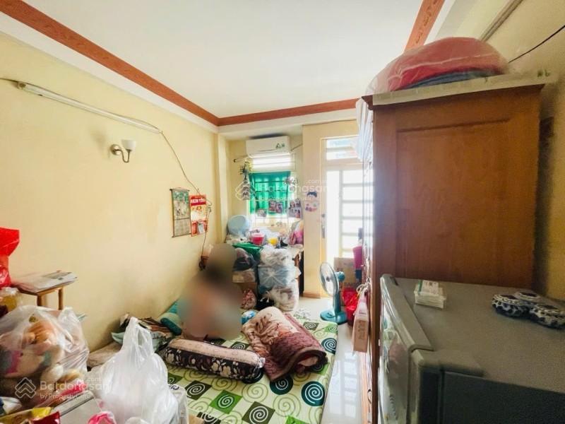 Nhà ngon g.í.á r.ẻ quận 8  3 tầng kiên cố  4 phỏng ngủ  nhỉnh 4 t.ỷ