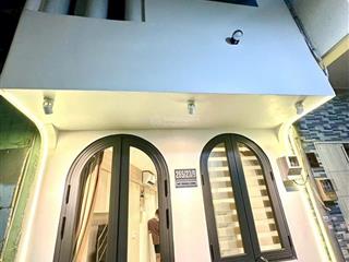 Bán nhà mini mới đẹp full nội thất 2pn 2wc 2 tầng nơ trang long