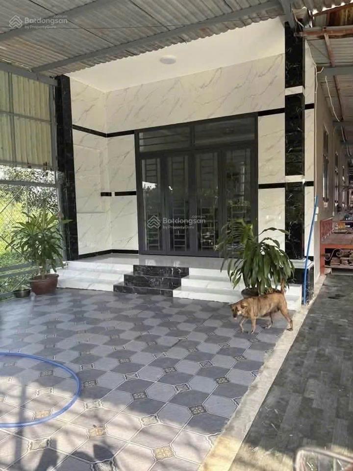 Nhà cấp 4 gần cầu ông cộ, diện tích 180m², nhà 3pn, có sân đậu ô tô, giá ngộp sâu