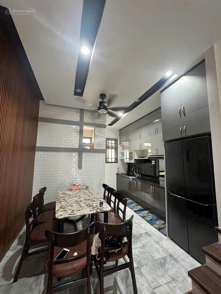 Cho thuê nhà nguyên căn ngay gần vòng xoay hiệp thành  nhà hoàn thiện full nội thất