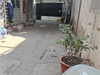 Quận 7 lô góc  hàng xóm nam long  ngang 7m  4 tỷ hơn