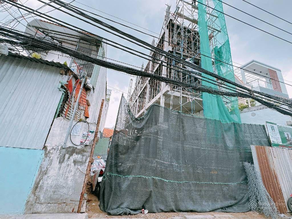 Chuyên dùng 9  172m2
chính chủ cần bán lô đất hẻm xe hơi tránh khu dân cư hiện hữu