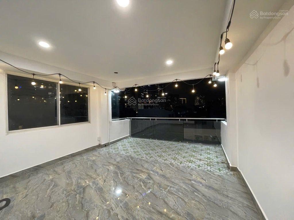 Hiếm nhà hẻm xe hơi quay đầu, gần mặt tiền