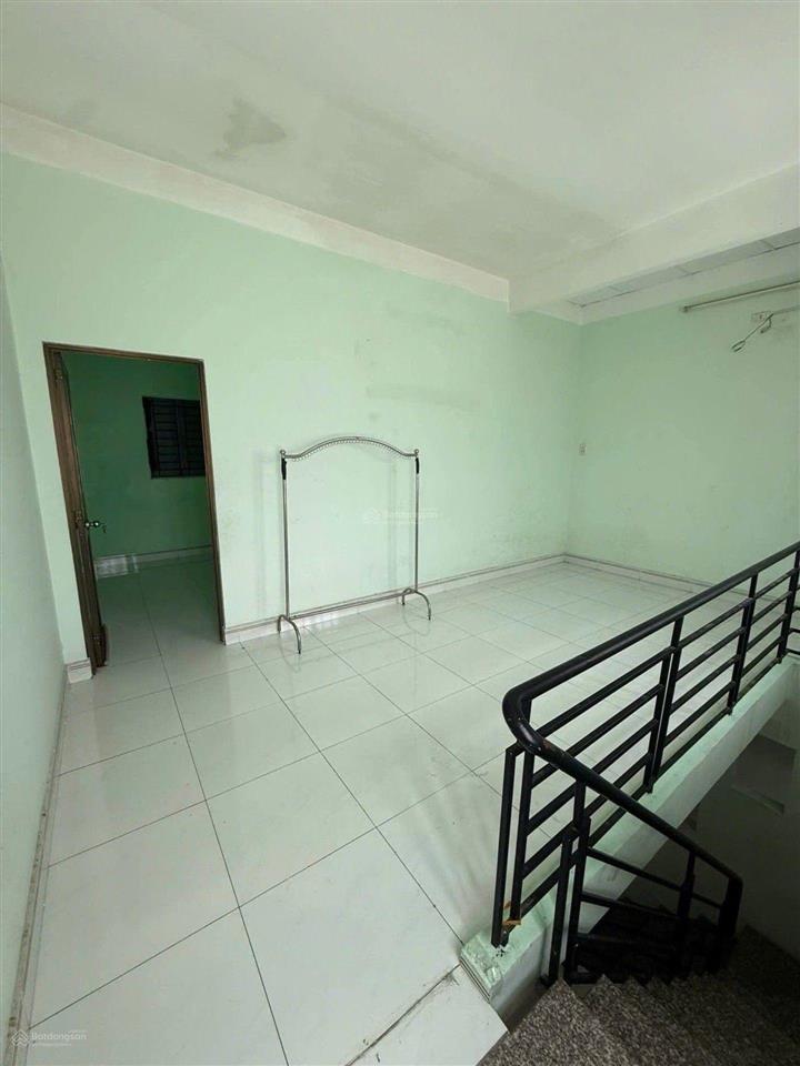 Hơn 3 tỷ  nhà trung tâm quận 7  shr  ngang 5,3 nở hậu