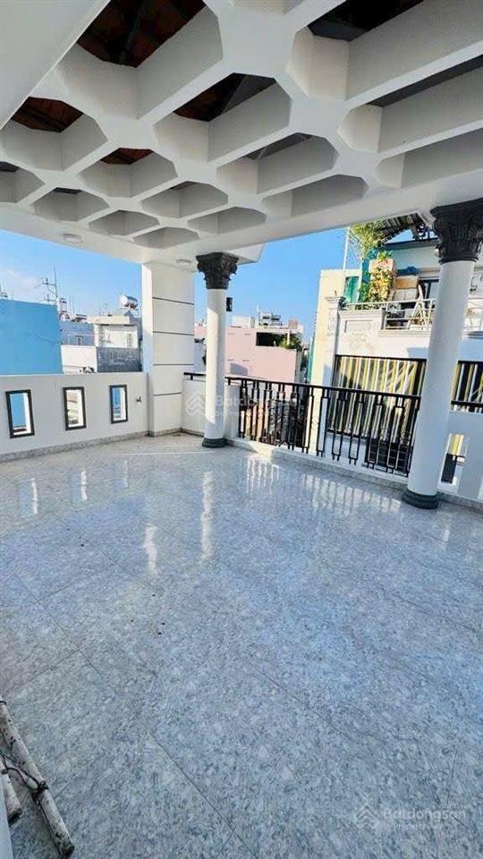 Siêu phẩm  5 tầng 5pn 6wc  50m2 (5,6 x 9) a4  thích quảng đức  chỉ 8,2 tỷ