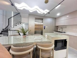 Hàng hiếm chủ bán gấp tại cửu long, tân bình, 89m2/4 tỷ200, 4pn, 4wc, sổ riêng sạch đẹp, đường to