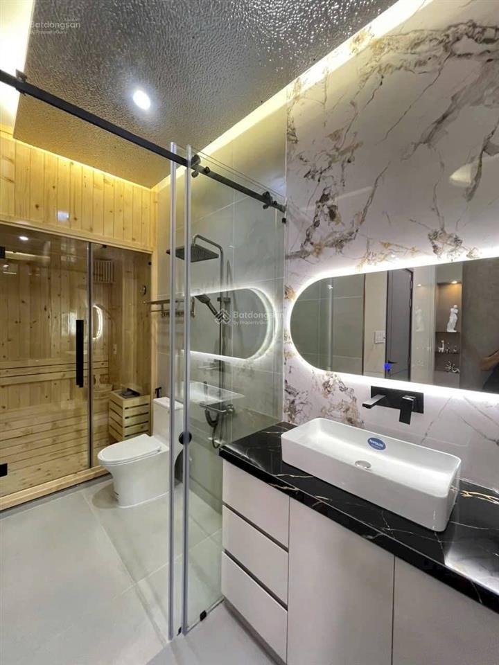 Hàng hiếm chủ bán gấp tại cửu long, tân bình dt 89m2/4 tỷ 200 4pn, 4wc, sổ riêng sạch đẹp, đường to