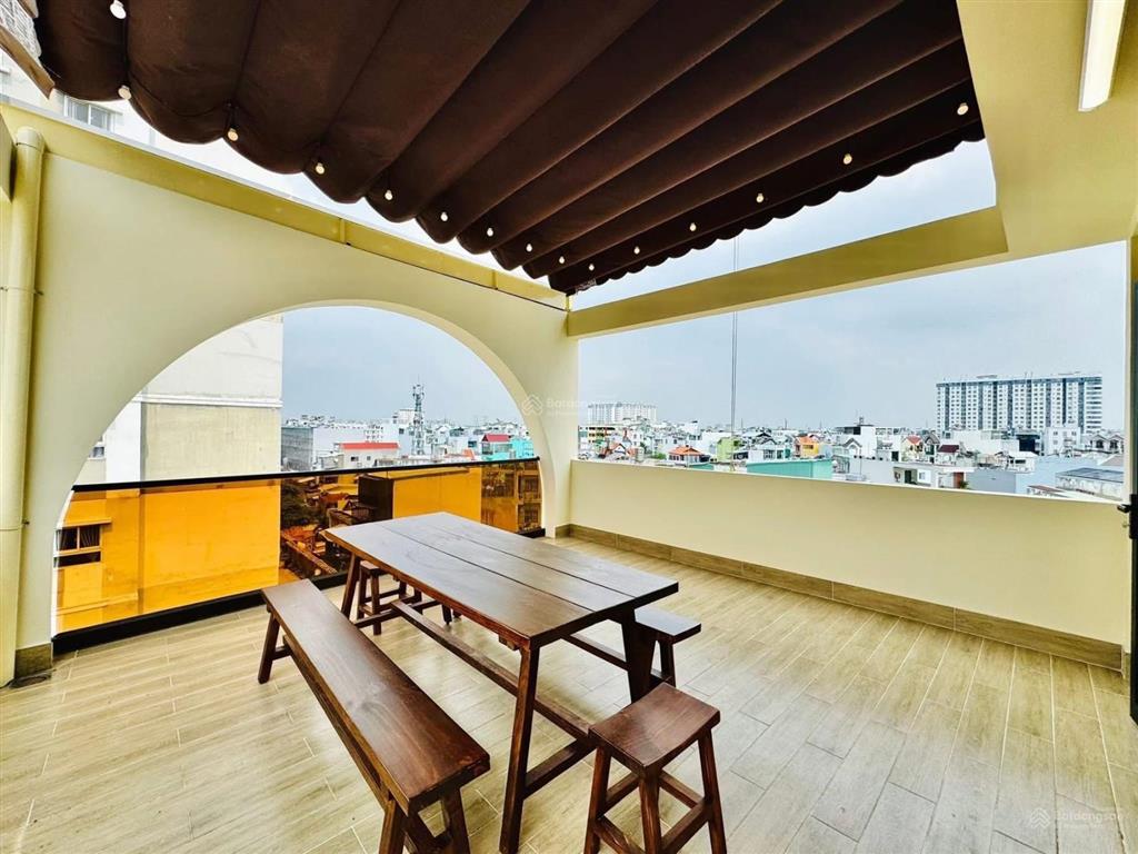 Nhà phố nhà ngộp tại thích quảng đức  phú nhuận 97,7m2/5 tỷ 100 6 tầng, sổ riêng chính chủ