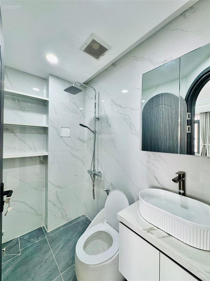 Bán nhà gấp ăn tết tôn thất thuyết  quận 4 94m2/4 tỷ 500 cực hiếm sổ hồng riêng gần quận 1